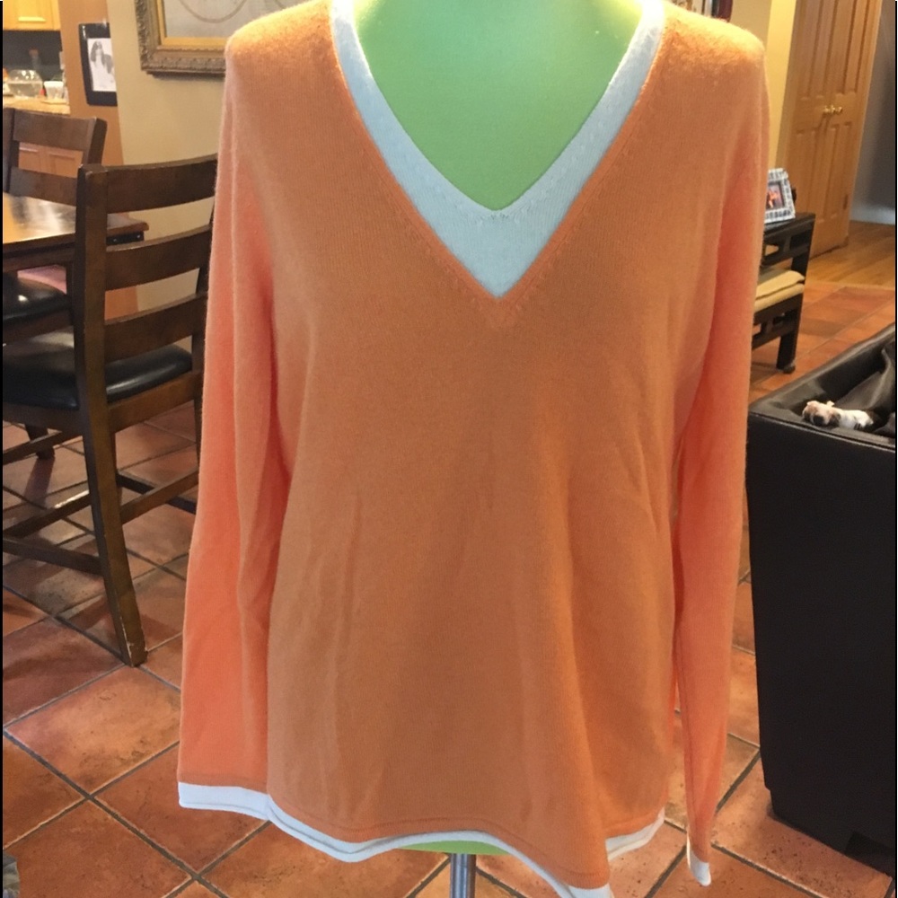 Belford L Cashmere Orange & cream V-Neck Sweater